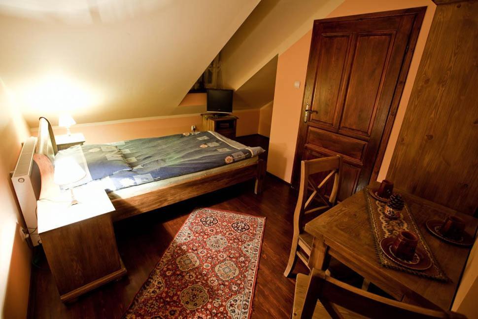 Przybysławice Dwor Na Wichrowym Wzgorzu B&B 외부 사진