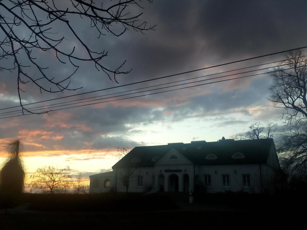 Przybysławice Dwor Na Wichrowym Wzgorzu B&B 외부 사진